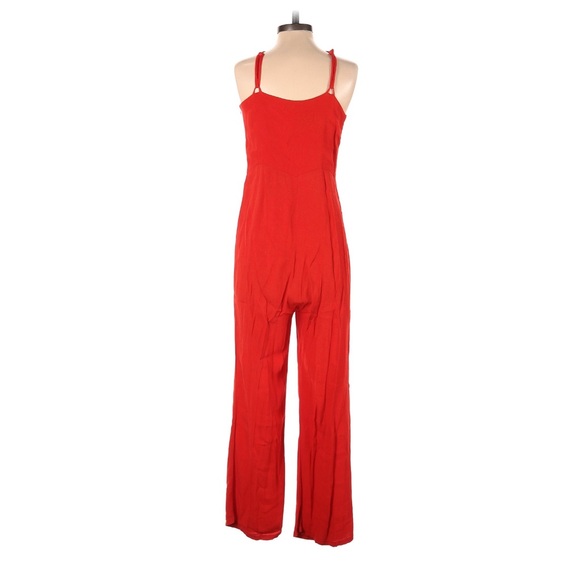 Chic Scarlet Jumpsuit Size Medium - Picture 2 of 4